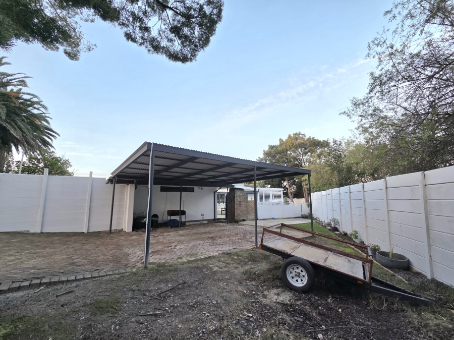 5 Bedroom Property for Sale in Eversdal Western Cape